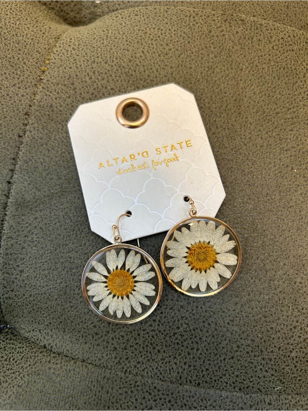 Altar'd State Gold-Tone Daisy Resin Drop Earrings - White & Yellow